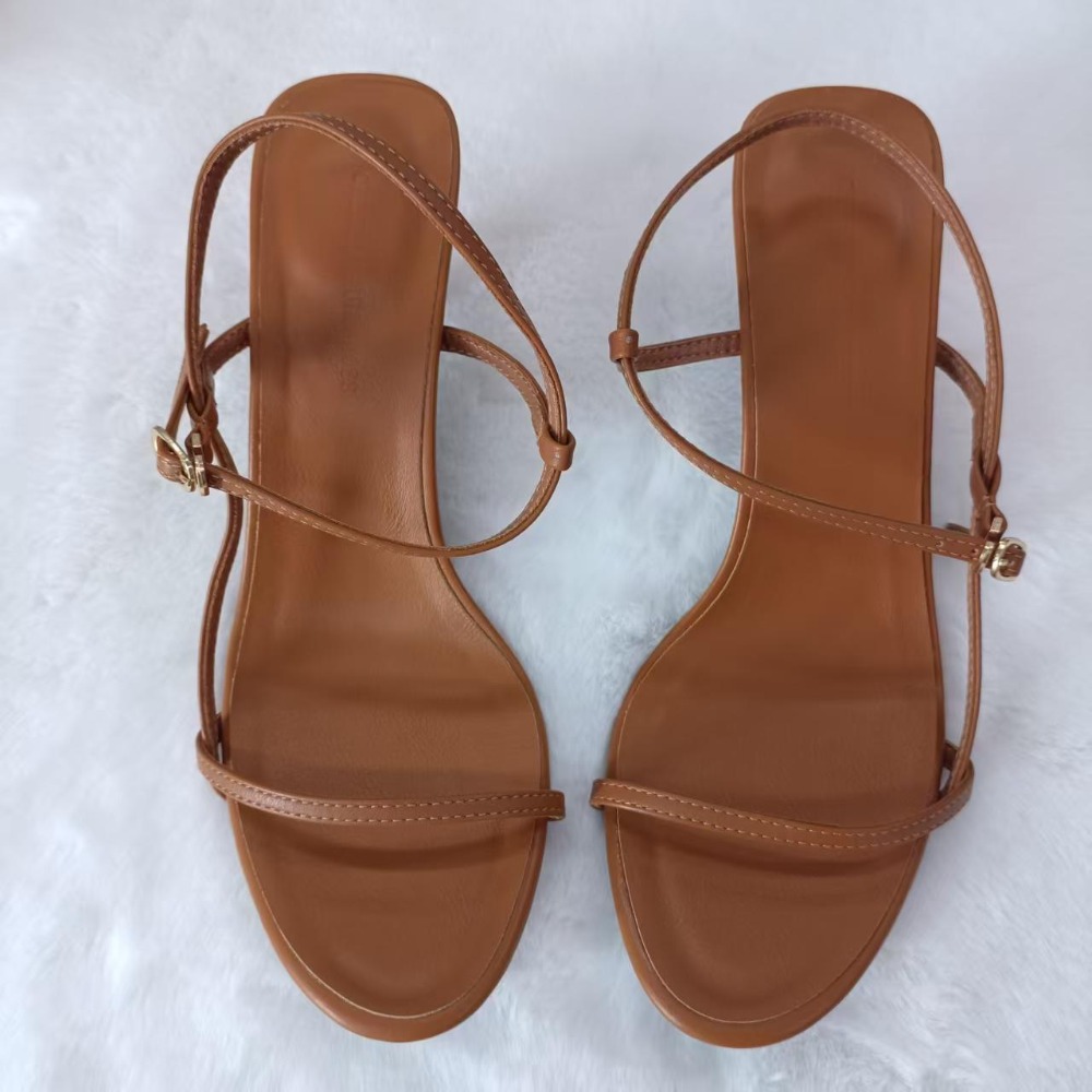 Zomersandalen voor dames Nieuw - Home Office Size recensie en prijs